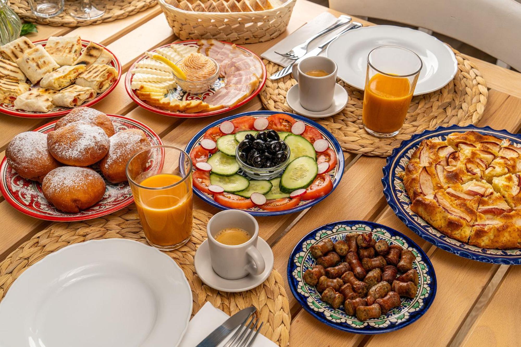 Casa Filip Din Sarichioi Otel Dış mekan fotoğraf